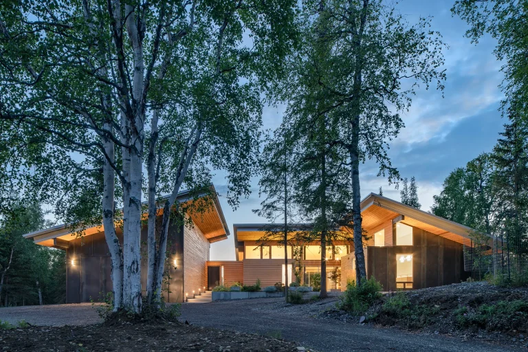 20200819 as bw barb 362 768x512