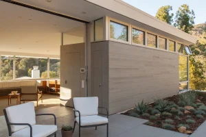 3 GREEN OAK FROM REAR YARD SMALLER 300x200