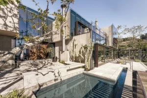 138 Sunglass DavidHartman 261 DSC06852 v1 300x200