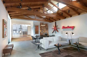 237 VLM Robert Wedemeyer Photo 14 Living Dining 300x198