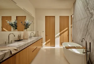 Venn Arch edited102res Lowresolution16  300x205