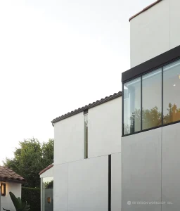 WEST LA HOUSE 1 256x300