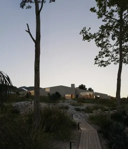 stayner la exterior 05 1 257x300